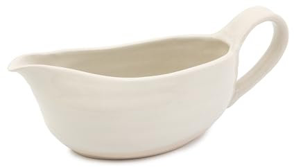 Jamie Oliver Big Love Great Gravy Boat, White with Pinched Spout and Handle, Sauce Jug with Ribbed Texture and Glossy Glaze, for Custard, Cream, Milk, Dishwasher, Microwave, Oven-Safe, 400ML