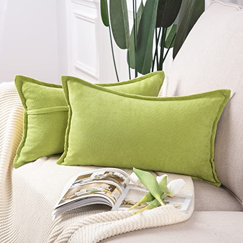 Madizz 2er Set kurzen Chenille Zierkissenbezüge weicher dekorativer Kissenbezug für Sofa, Schlafzimmer Kissenhülle Grün 30x50 cm Rechteckig