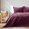 RESTILO Tagesdecke 170x210 cm violett lila zweiseitig Steppung Velvet Samt Laila