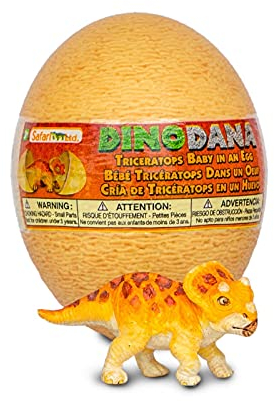 Safari Triceratops Baby mit Dinosaurier-Ei 8,9 cm | Verwenden Sie die Dino Dana-App mit AR | Dinosaurier-Figur | Kinderspielzeug | Ungiftig und BPA-frei | Geeignet für Kinder ab 3 Jahren Ltd.