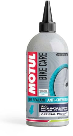 Motul Reifendichtmittel für schlauchlose Gelände-Fahrradreifen, Tubeless-Dichtmilch, Schutz vor kleinen/mittleren Reifenpannen, Auch für Offroad-E-Bikes, Bike Care Tire Sealant Off Road, 500 ml