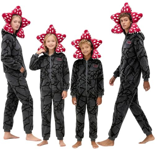 2026 Novità Costume Unisex Flannel Petal Hooded Tuta Scary Party Cose Costumi Grigio Pigiama Capanna Corallo Gioco di ruolo Natale Plush Un pezzo Abbigliamento da notte Manica Lunga Cappuccio Cosplay
