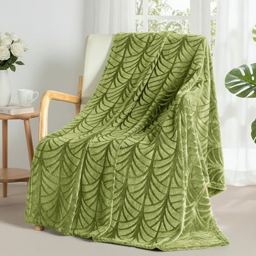 Whale Flotilla Flannel Fleece Throw Blanket for Sofa, 130x150 CM | Olive Green, Soft Fluffy Velvet Sofa Blanket with Decorative Vintage Pattern for All Season, Microfiber, Machine Washable
