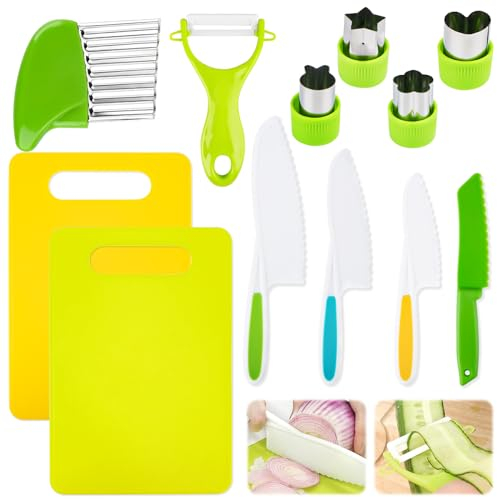 Wvu & Wvo Set di 12 coltelli da cucina per bambini, con formine per biscotti per verdure, tagliere – perfetto regalo di Natale o di compleanno per bambini a partire dai 3 anni in su
