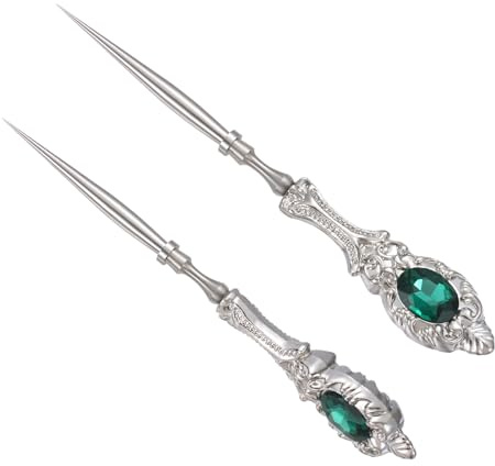 Set di 2 punteruoli da ricamo in metallo, stile europeo, vintage, con manico intagliato, punteruolo affilato per cucire con custodie, durevole e in pelle, cuciture fai da te