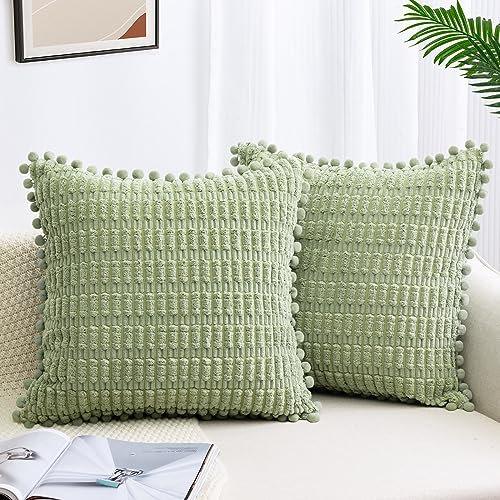 ZWJD 2er Set Kissenbezug 50x50 Kordsamt Sofakissen Weiche Kissenhülle Boho Kissenbezüge Dekokissen Moderne Kissen Deko für Couch Schlafzimmer Zuhause Auto Dekor Zierkissenbezüge Grün