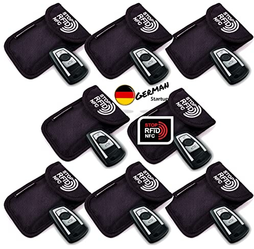 MakakaOnTheRun bilnyckelsfodral – Keyless Go skydd bilnyckelsfodral med 2 RFID-skyddsfack. Bilnyckelskydd nyckelless/bilnyckelväska för alla bilar från EU, Asien och Amerika, Svart 8-pack, KeySafeCase