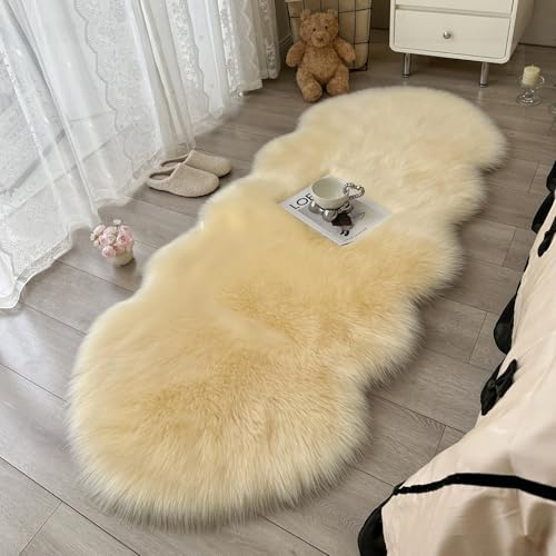 twirush Fluffy Faux Sheepskin Rug, Shaggy Rugs, 60 X 180 CM Beige Fluffy Rug Washable Faux Fur Rugs Non Slip Mats for Bedrooms Living Room (Beige)