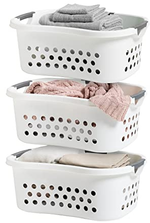 IRIS USA 50L Plastic Hip Hold Laundry Basket with Built-In Comfort Carry Handles, 3 - Pack, 1.5 Bushel, Clothes Hamper, Laundry Hamper, Ventilation Holes, for Closet Dorm Laundry Room Bedroom, White