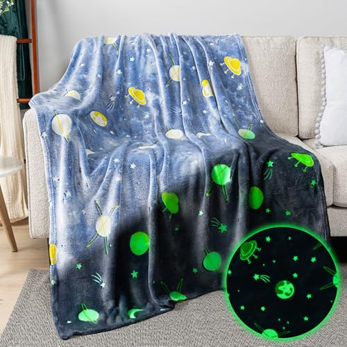 PAVILIA Manta Que Brilla en la Oscuridad, 50 x 60 Pulgadas, Manta de Forro Polar Suave y acogedora, Manta de Regalo para niños y niñas, Manta de Franela cálida y mullida para niños, Todas Las