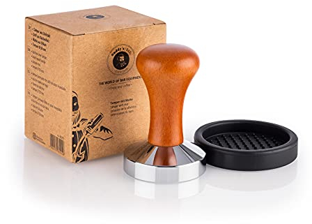 Buddy´s Bar - Barista Edition, Premium Tamper, presseur à café Ø 58 mm, base H 9 cm, acier inoxydable, tampon à expresso pour porte-filtre de 58 mm, presse-café avec tapis en silicone, poignée en bois