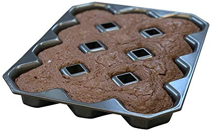 Bakelicious Crispy Corner Non-Stick Brownie Pan, Makes 12 All Edges Brownies