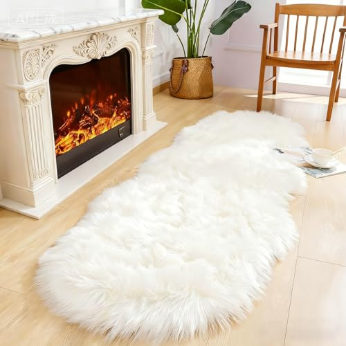Fluffy Faux Sheepskin Rug - Faux Fur Rugs - 60x160cm Faux Sheepskin Throw Small Rugs, Washable Non Slip Soft Shaggy Area Rugs, White Fluffy Fur Rug for Bedroom Living Room Sofa Floor Decor (White)