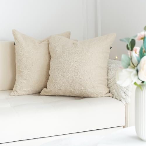 Plüsch Kissenbezug 50x50 Beige – Flauschiger Deko Kissenbezug für Sofa, Couch & Bett – Weiche Kissenhülle – Waschbar & Kuschelig – Perfekt für gemütliches Wohnen, Schlafzimmer, Deko & Sofakissen