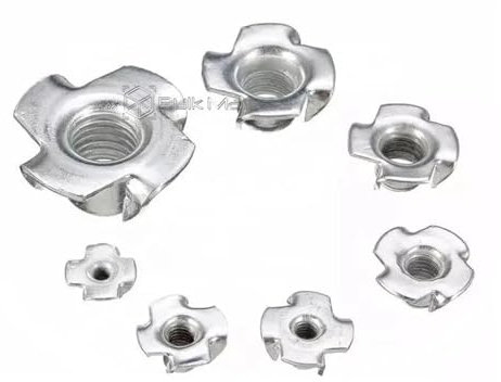 Dado a T con quattro griffe in acciaio spesso M3 M4 M5 M6 M8 M10, inserto cieco a T con dado a quattro griffe(M5)