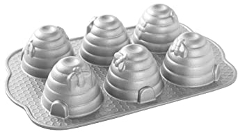 Nordic Ware 90737 Beehive 3D Cakelets Pan Silver
