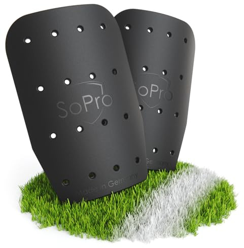 SoPro Mini Schienbeinschoner Fußball Herren - Made in Germany - leicht & rutschfest - High Performance Schienbeinschoner klein für Herren & Damen
