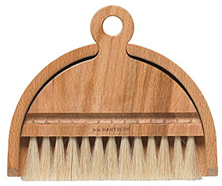 handcrafted table dustpan and brush by Iris Hantverk
