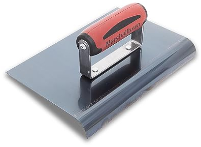 Frattazzo per bordi Marshalltown in acciaio blu con impugnatura Durasoft, per arrotondare il calcestruzzo, raggio: 19 mm, labbro 22 mm, dimensioni della frattazzo: 229x152 mm