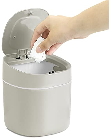 SVUPUE Mini Desk Trash Can with Lid, Portable, Grey - For Bathroom, Kitchen, Office & Coffee Table