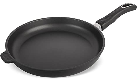 Original Gundel GUSS-BRATPFANNE INDUKTION flach, Ø 28 cm, Höhe 4,5 cm, BIOTAN-Oberfläche, PFOA-frei, Akku-Therm Boden - fester Stiel