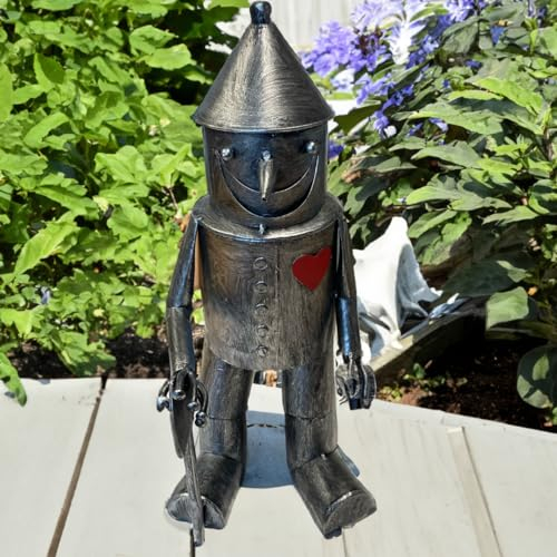 THE ENCHANTED GARDEN Tin Man Garden Ornament | 41cm Metal with Red Heart | Quirky Lawn Decoration for Garden or Patio | Weatherproof Tin Sculpture
