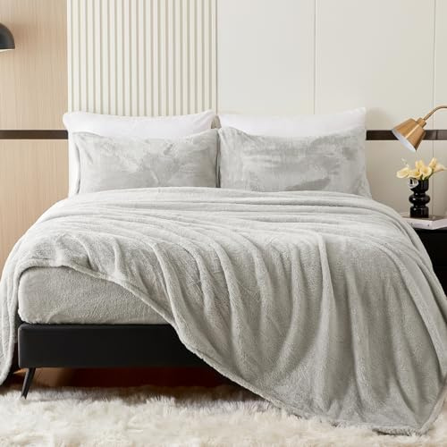 YIYEA Faux Fur Sheets, Luxury Ultra Soft Fleece Bed Sheets Set, Fluffy Plush Velvet Bedding for Fall Winter, Cozy Warmth, No Shedding, 3PC, Twin, Light Gray