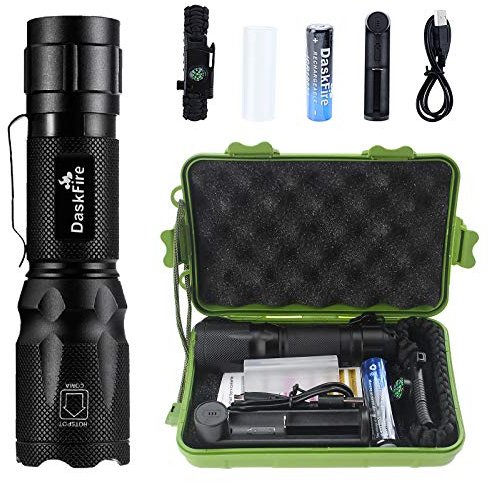 DaskFire Torcia LED Set 900Lumen Ultra Luminoso Torcia Tattica UV 2 in 1, Torcia UV di 395 NM Ultravioletti 4 Modalità IPx6 Impermeabile Zoom regolabile, per la caccia e la pesca notturna, campeggio