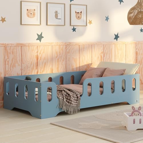 smartwood Golvsäng 90x200 cm med Fallskydd, av Furuträ, Blå, TILA 2L | Montessori säng för barn, ribbotten upp till 230 kg, FSC-certifierad, rundade kanter, enkel montering, från 3 år