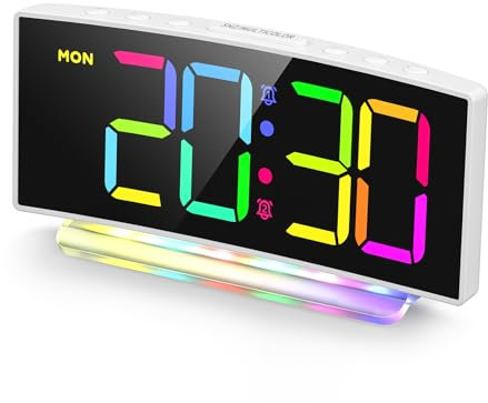 HERMIC Wecker, Wecker Digital LED mit 7 Farben RGB Nachtlicht, Netzbetrieben Digitalwecker mit 8 Farben Digitalanzeige, 2 Alarme, Snooze, 12/24h, Einstellbare Lautstärke und Helligkeit (inkl. Adapter)