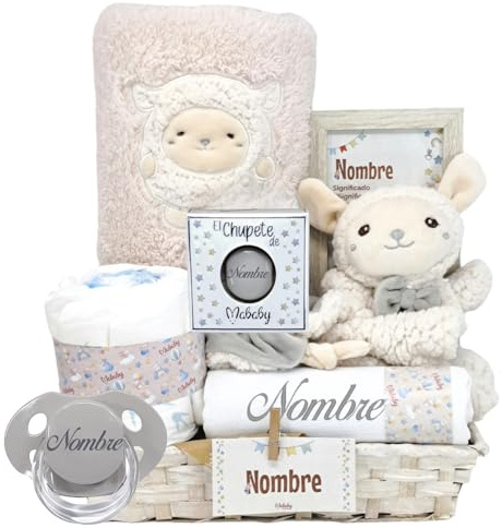 Mababyshop Cesta Bebé My Sheep - Set de Regalo Personalizado: Dou Dou Ovejita, Manta Suave, Muselina de Algodón Personalizada, Chupete con Nombre, Pastel de Pañales Ecológicos Talla 2 (Gris)