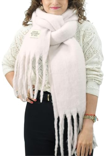 XIFRIKA Bufanda de Mujer para Invierno Tamaño XXL 248x39cm Lisa de Color Blanco. Bufanda Suave, Cálida, Extragrande. 100% Poliéster con Flecos para Uso Diario