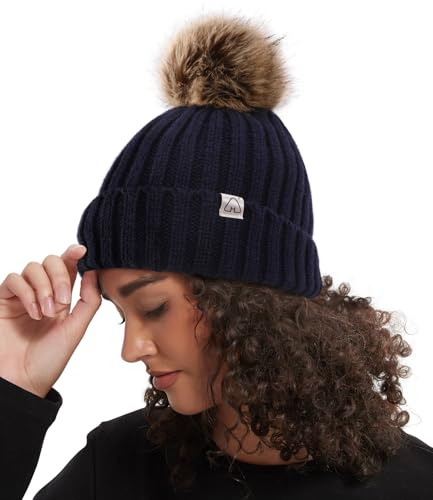 Hat Hut Berretto Invernale Donna con Pompon Cappelli Invernali in Raso Foderato per Capelli Ricci Caldo Pom Pom Beanie a Maglia Bobble Hat (IT, Testo, Taglia Unica, A4-Blu Navy)