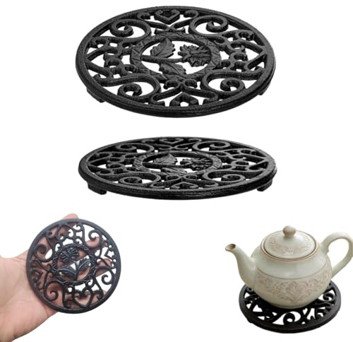 Xygobla 2 Pack Cast Iron Trivet with Pegs, 11.7cm Round Heat Resistant Stand | Vintage Floral Pattern Non-Slip Metal Coaster for Hot Pots, Pans & Teapots – Heat Resistant Kitchen Counter Protector