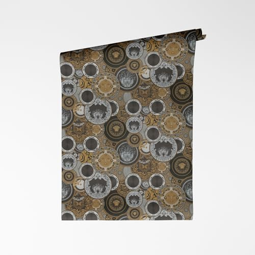 A.S. Création VERSACE VI Art De La Table non-woven tapet – barock tavla konstmotiv, porslinsinredning med medusakhuvud, vinylyta, barocktapet, design, 10,05 m x 0,70 m, svart/guld – 791364