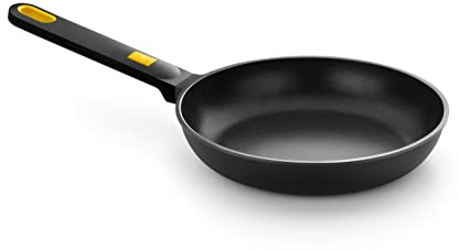 BRA Daily Pro Sartén 22 cm, negro y amarillo, aluminio fundido, Full Induction, Antiadherente tricapa, apta para todo tipo de cocinas