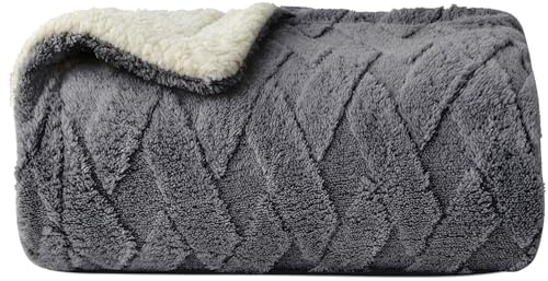 KEAYOO Kuscheldecke Flauschige Sherpa Wolldecke (Dunkelgrau Geometrie, 150x200cm)