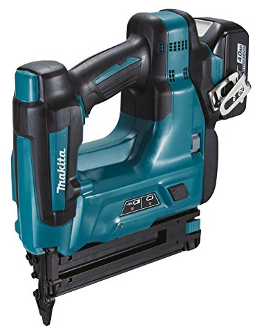 Makita DBN500RMJ - Clavadora con cabezal de inmersión (50 mm, 4,0 Ah, incluye 2 baterías y cargador)