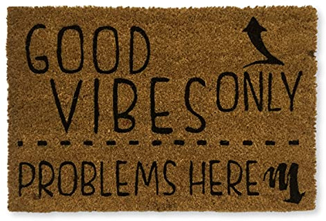 KOKO DOORMATS Zerbino Ingresso casa - Tappeto divertenti in fibra di cocco e base antiscivolo da PVC, da esterno e interno con misure 40x60cm (Good Vibes Only)