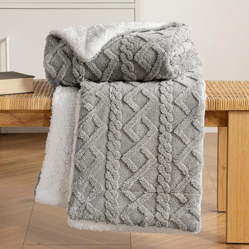 MIULEE Kuscheldecke Decke Sofa Wohndecke 130x150 cm Lammdecke Bettdecke Gestreifte Flauschige Weiche Decke Sofaüberwurf Couchdecke für Bett Sofa Wohnzimmer Helles Hellgrau