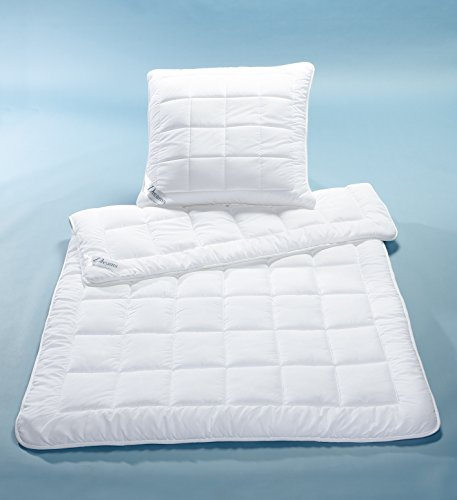 DREAMS Microfaserbettdecke Superflausch, 155x220 cm 4-Jahreszeiten-Steppdecke, weiß, Prüfsiegel - für Allergiker geeignet