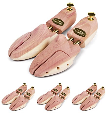 Schlesinger – 4 Paar Premium Schuhspanner aus edlem Zedernholz für Herrenschuhe. Modell Kaiser. Größe 45/46. Gold Knauf.