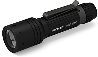 Ledlenser Solidline ST5, super helle LED Taschenlampe, 150 Lumen, 75 Meter Leuchtweite, 25h Leuchtdauer, inkl. Abnehmbarer Doppelclip, inkl. Batterien