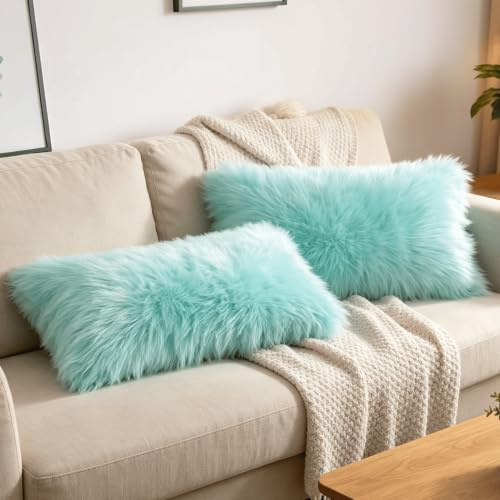 OYIMUA Soft Faux Fur Cushion Covers 30x50cm Turquoise Set of 2 for Sofa Bed | Fluffy Decorative Pillow Covers 12x20 for Living Rooms,Bedrooms,Offices,Machine Washable,Hidden Zipper,Fade-Resistant