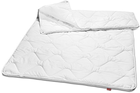 sleepling 4 Jahreszeiten Bettdecke 135x200 cm, Made in EU, Ökotex 100, Waschbar 60 Grad, Vierjahreszeiten Steppdecke 135 x 200, Baumwollmischgewebe, Basic 200