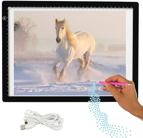 Crafts&Co® Leuchttisch A4 Kabellos, mit Ständer | Dimmbarer Leuchtplatte A4 | Lightpad, Diamond Painting Zubehör | Zeichenplatte mit USB | Lightpad 470x345 | Zeichenbrett, Leuchtkasten, Leuchttafel