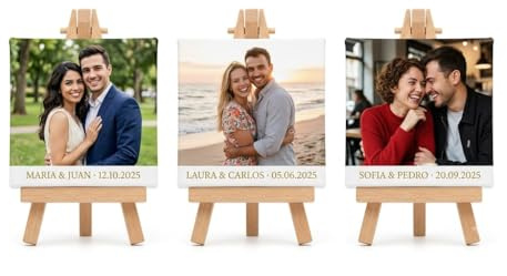 SOUVENIRS FACTORY Pack 12 Detalles Boda Invitados Personalizados con Foto | Mini Lienzo Caballete Madera | Recuerdo Boda Original con Nombre y Fecha | Impresión UV 8x8cm