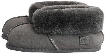 Rohn Moden Lammfell Hausschuh Chalet für Damen und Herren, Hüttenschuh mit weicher Ledersohle, warmer Hausstiefel für Erwachsene in Top Qualität, grau (Größe 43)