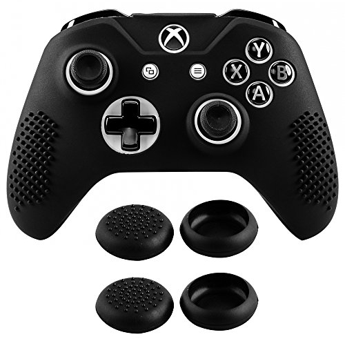 eXtremeRate PlayVital Silikon Schutzhülle Case für Xbox One S/X Controller, Anti-Rutsch Gummi Hülle & 4 Thumbstick Sticks Kappen Aufsätze für Xbox One S/X Controller-Schwarz