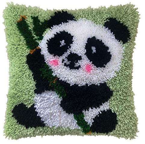 HAPYPando Knüpfkissen zum Selber Knüpfen Set Erwachsene Kinder Vorbedruckt Leinwand All-In-One Set DIY Latch Hook Kits Pillow Cover für Anfänger Profi für Hause Sofa Panda Green 43x43 cm